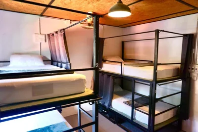 Bed in 4-Bed Mixed Dormitory Room — Closca Hostel Koh Tao