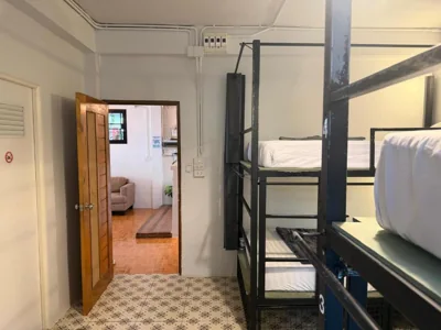 Bed in 4-Bed Mixed Dormitory Room — Closca Hostel Koh Tao